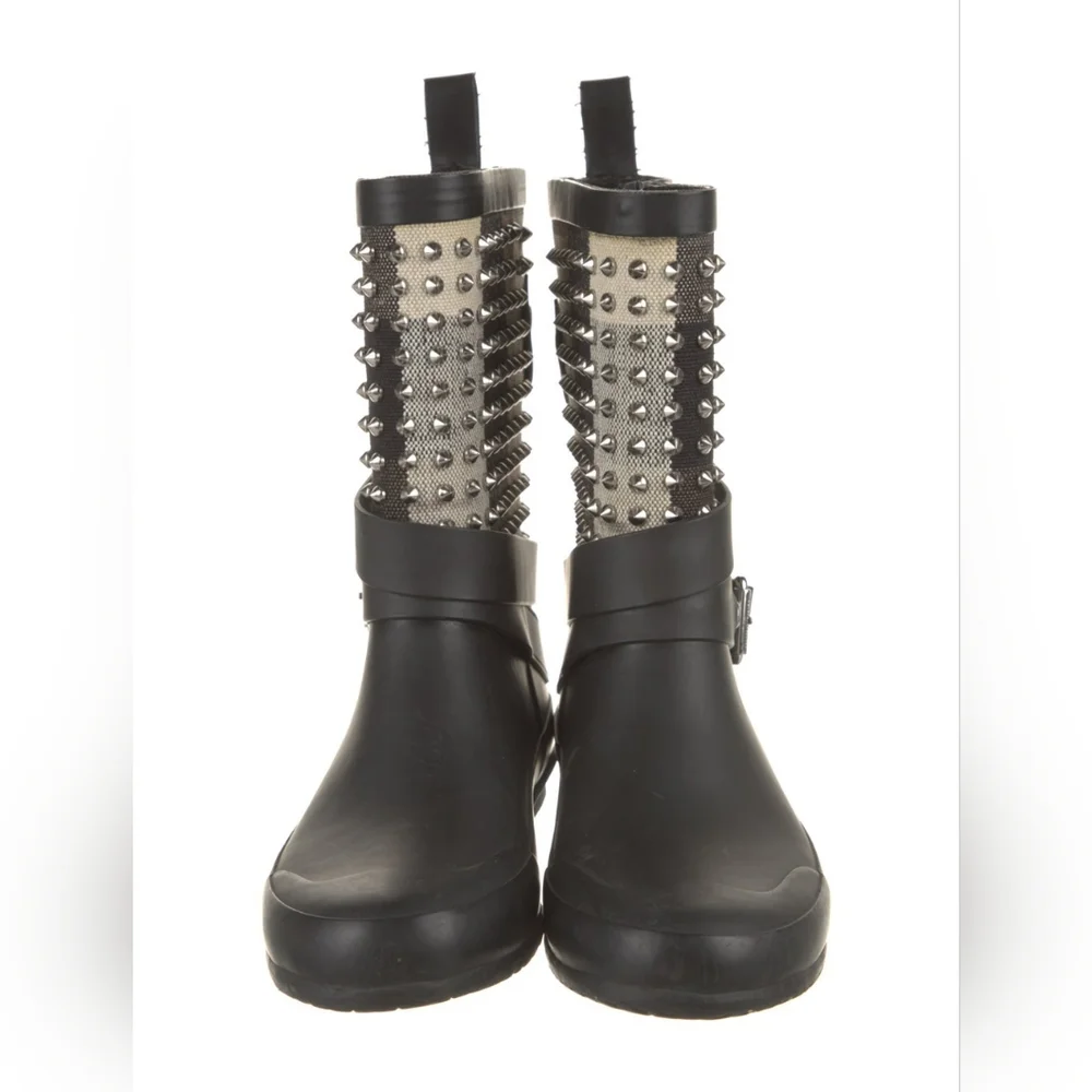 Burberry from smoke